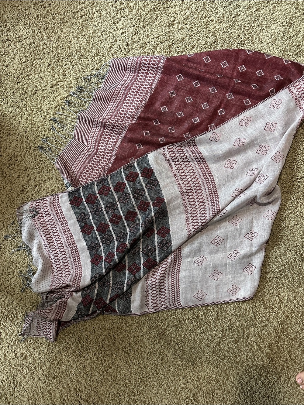 Woven Patterned Scarf - Burgundy and Gray